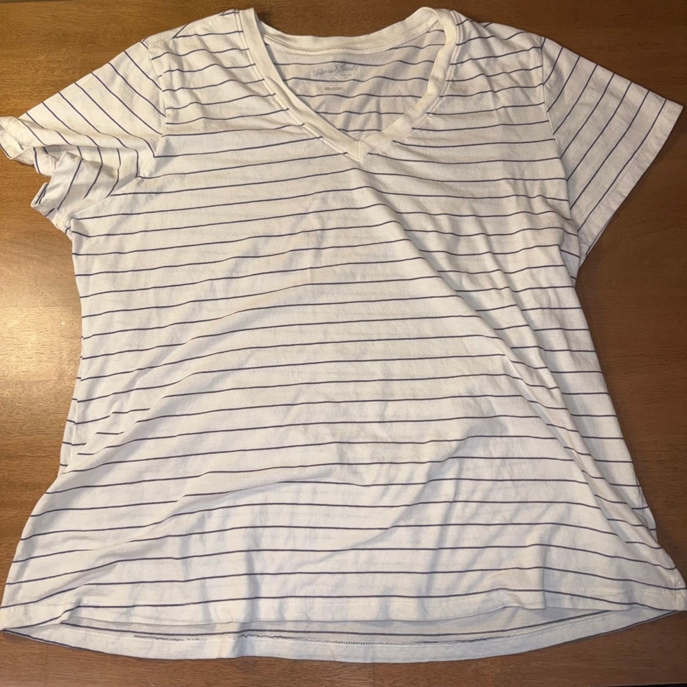 Universal Thread Goods Co Womens XXL V-Neck Striped Short Sleeve Tee White Navy